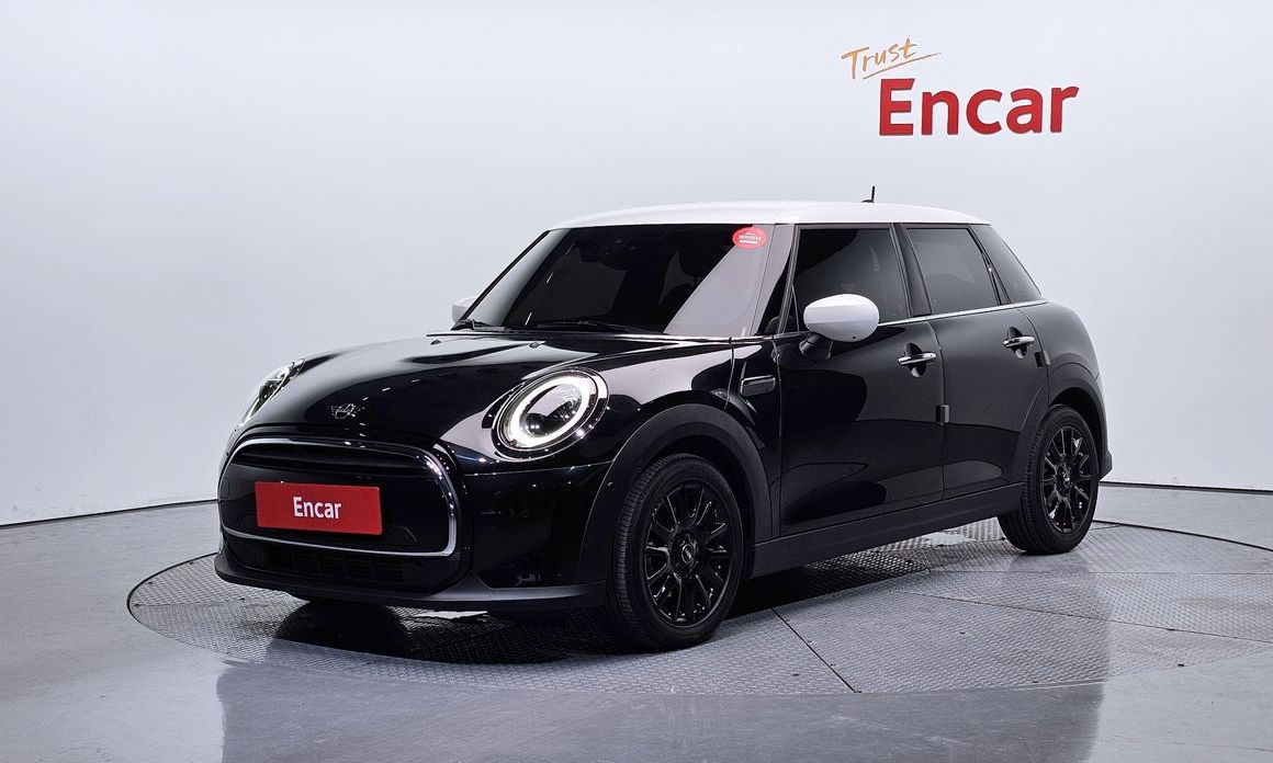 Mini Cooper 2024