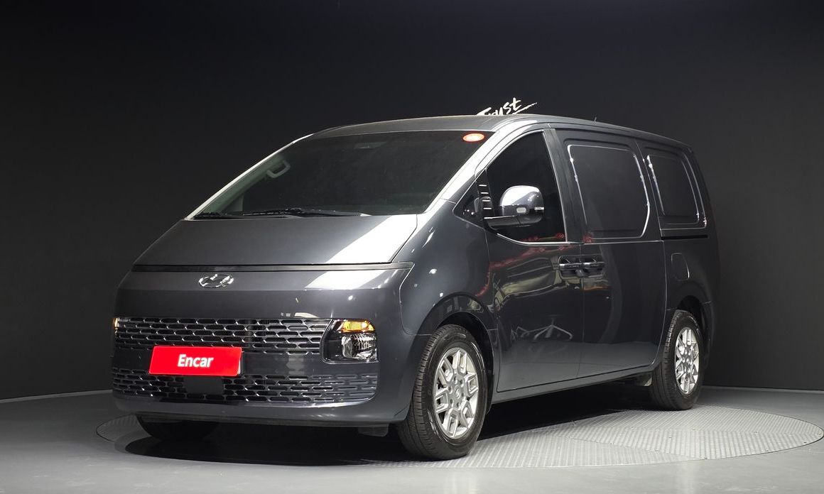 Hyundai Staria 2024