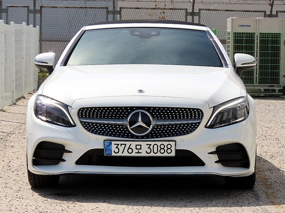 Mercedes-Benz C-Class 2023