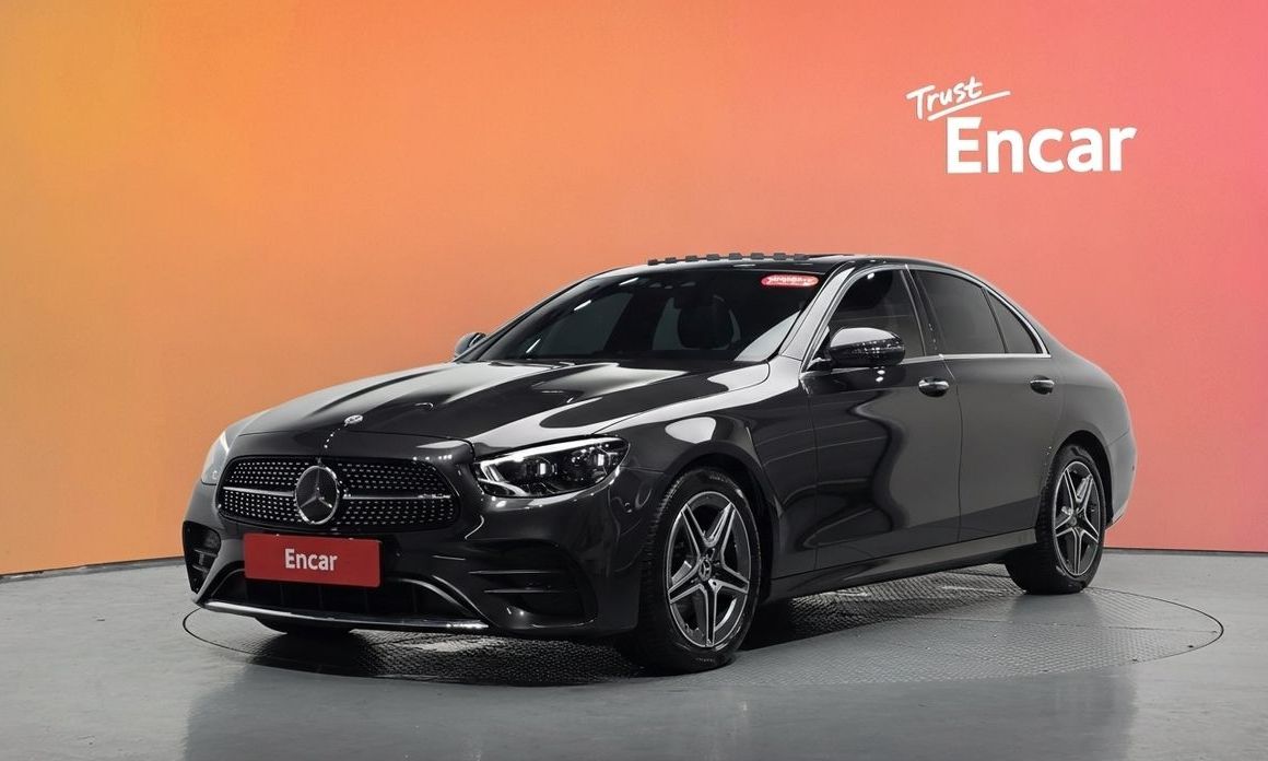 Mercedes-Benz E-Class 2023