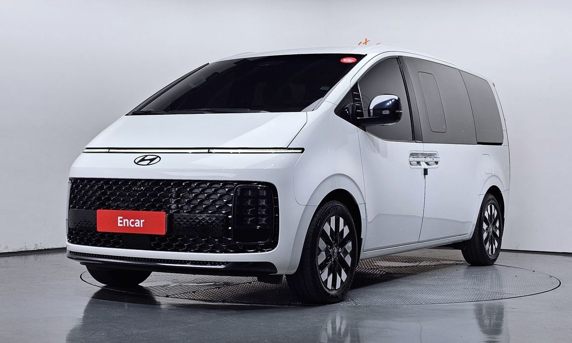 Hyundai Staria 2025