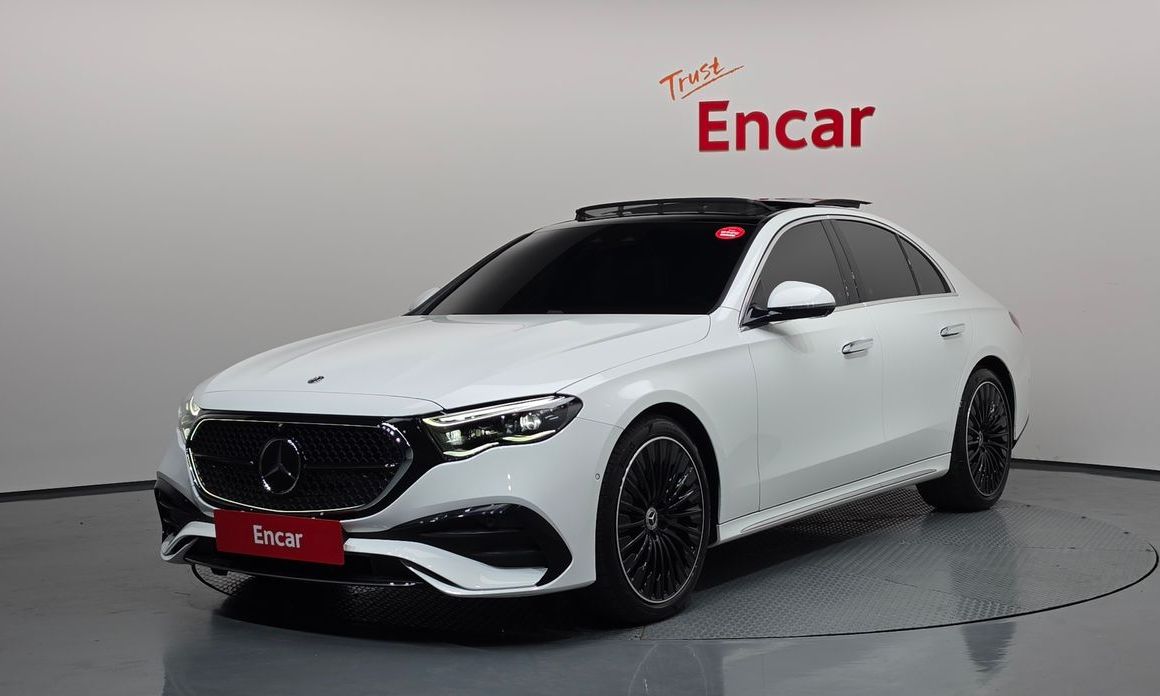 Mercedes-Benz E-Class 2024