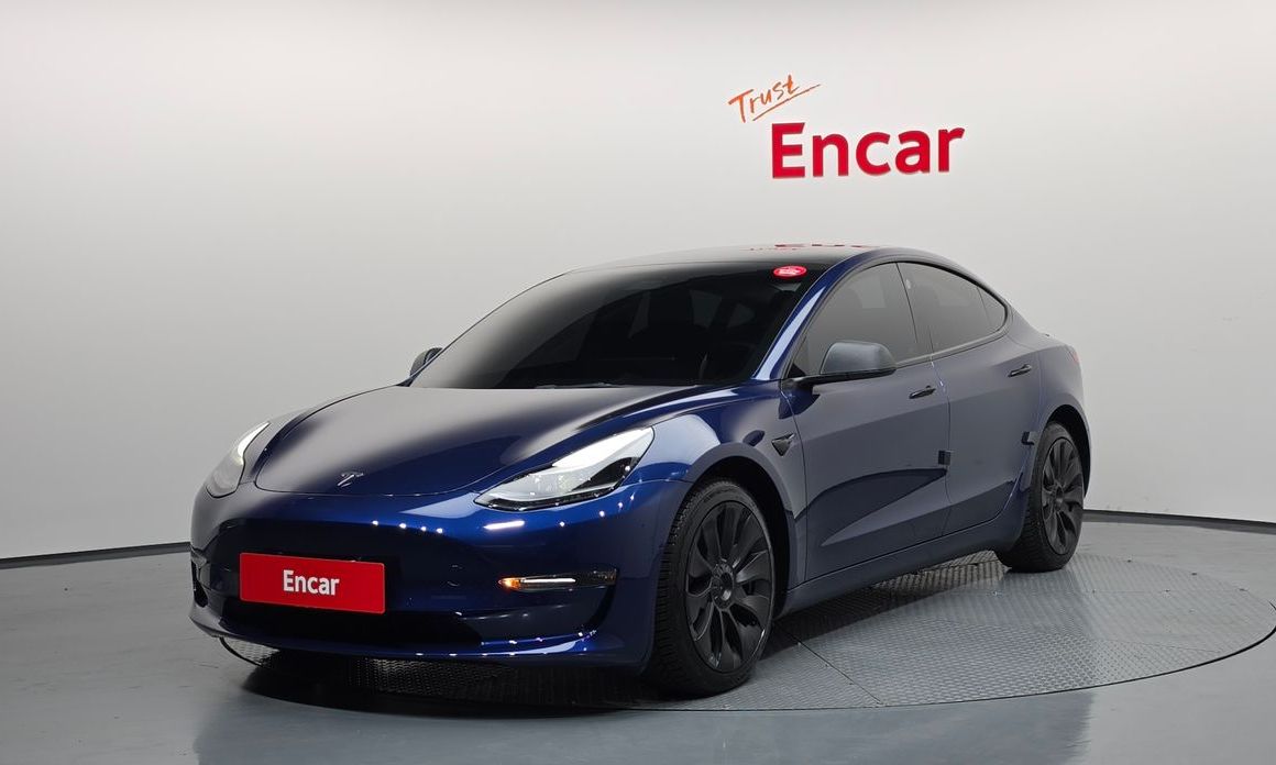 Tesla Model 3 2022