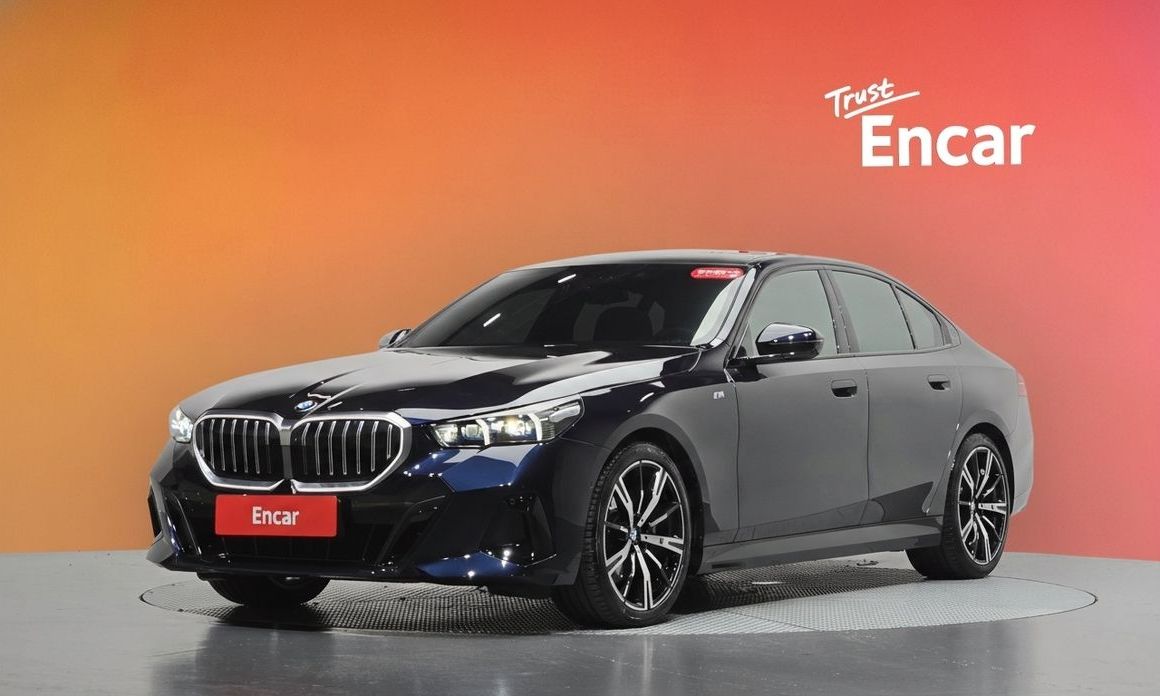 BMW 5-Series 2025