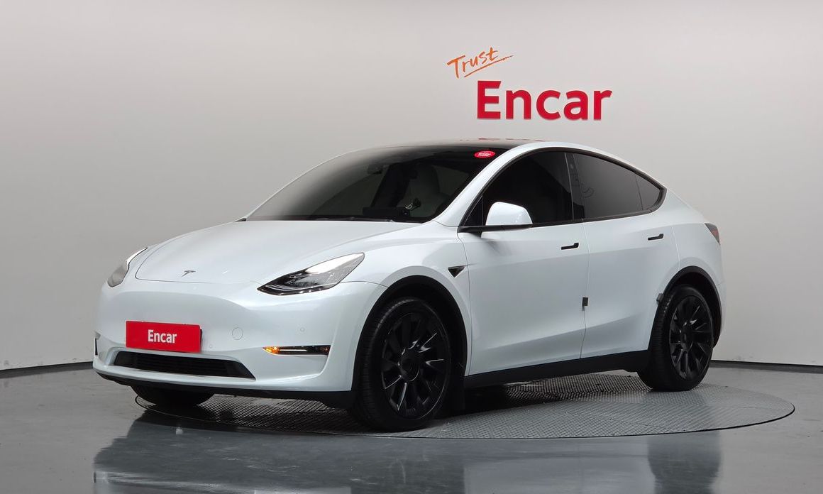 Tesla Model Y 2022