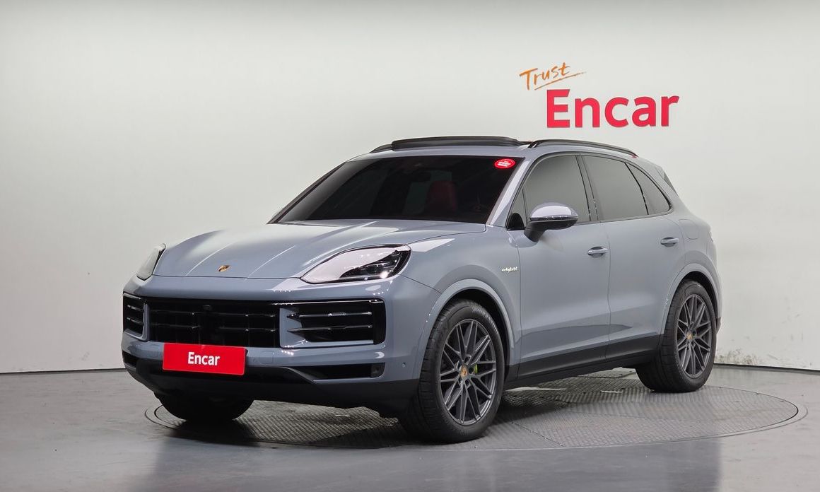 Porsche Cayenne 2025