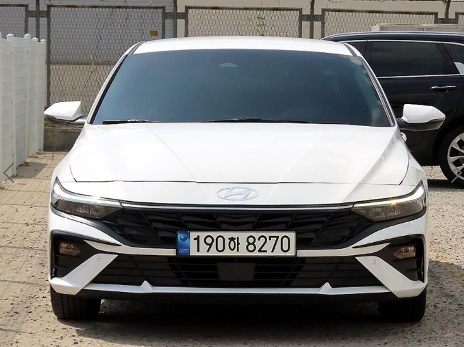 Hyundai AVANTE 2024