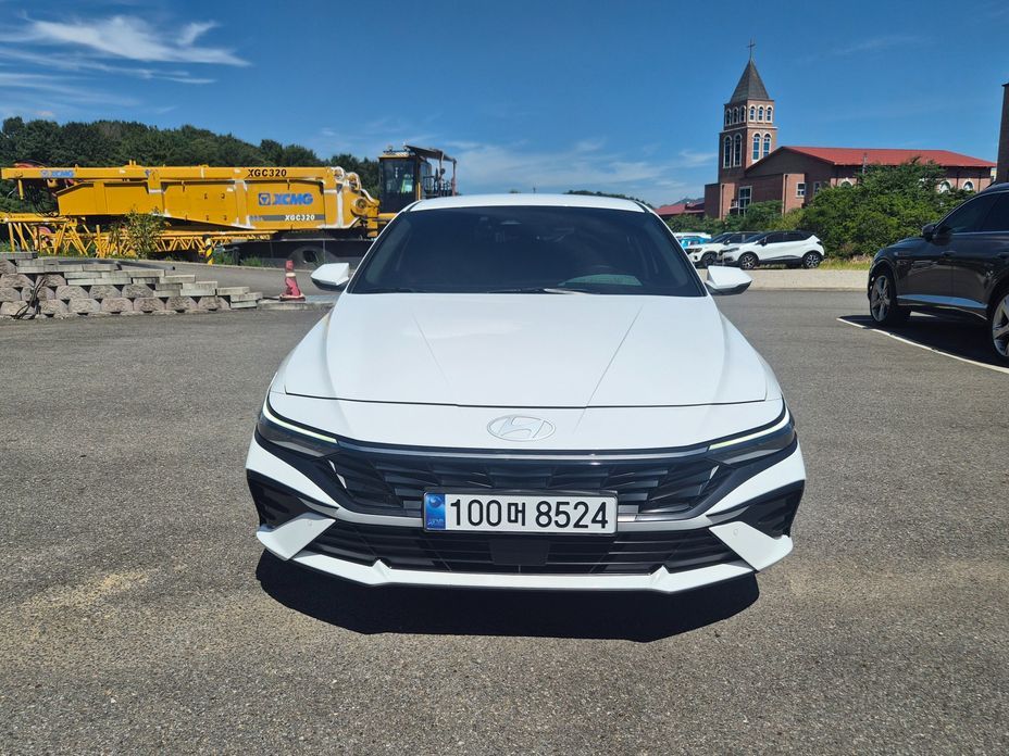 Hyundai AVANTE 2024