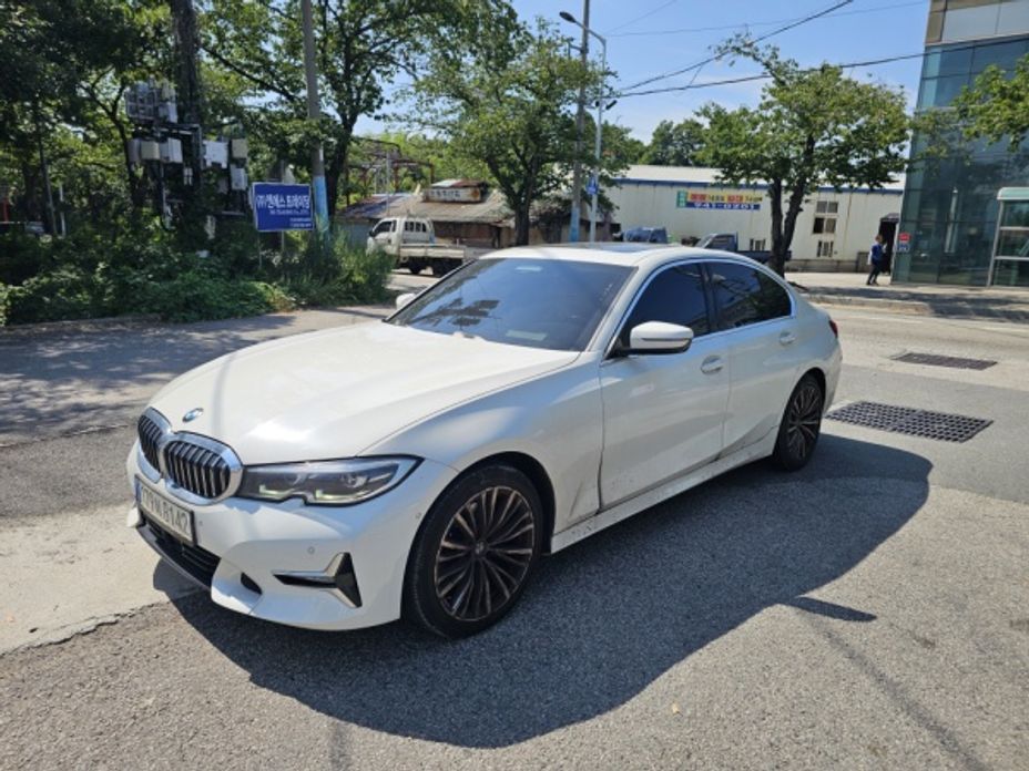 BMW 3-Series 2021