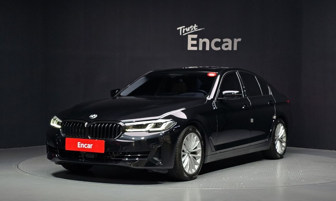 BMW 5-Series 2021