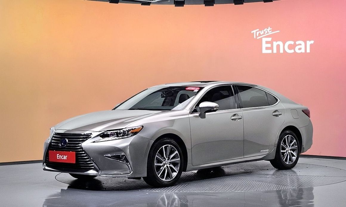 Lexus ES 2016