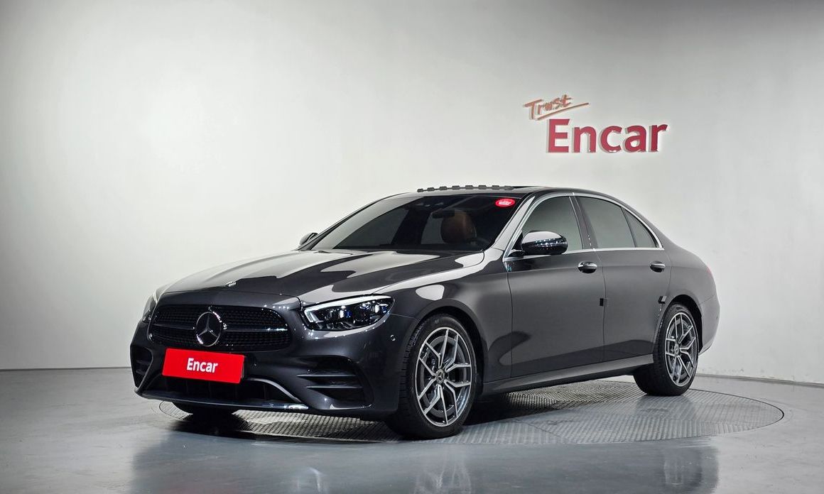 Mercedes-Benz E-Class 2021