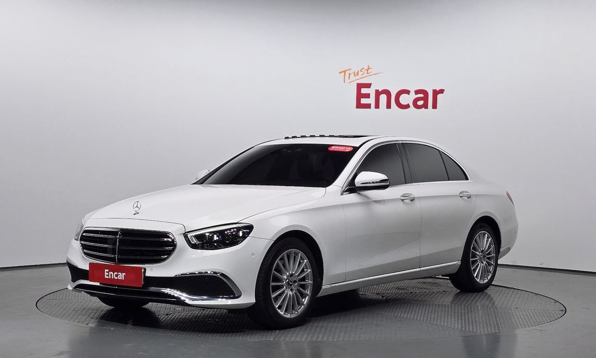 Mercedes-Benz E-Class 2021