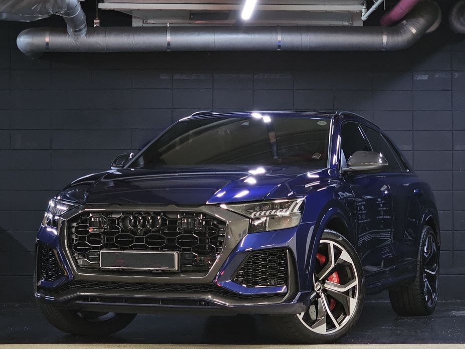 Audi RSQ8 2021