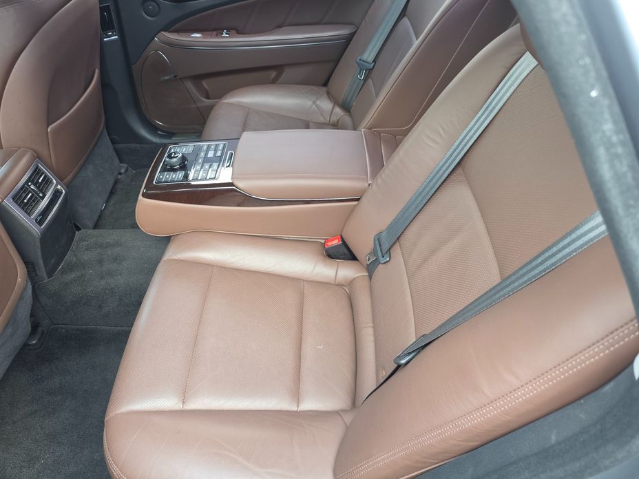 Hyundai Equus 2015