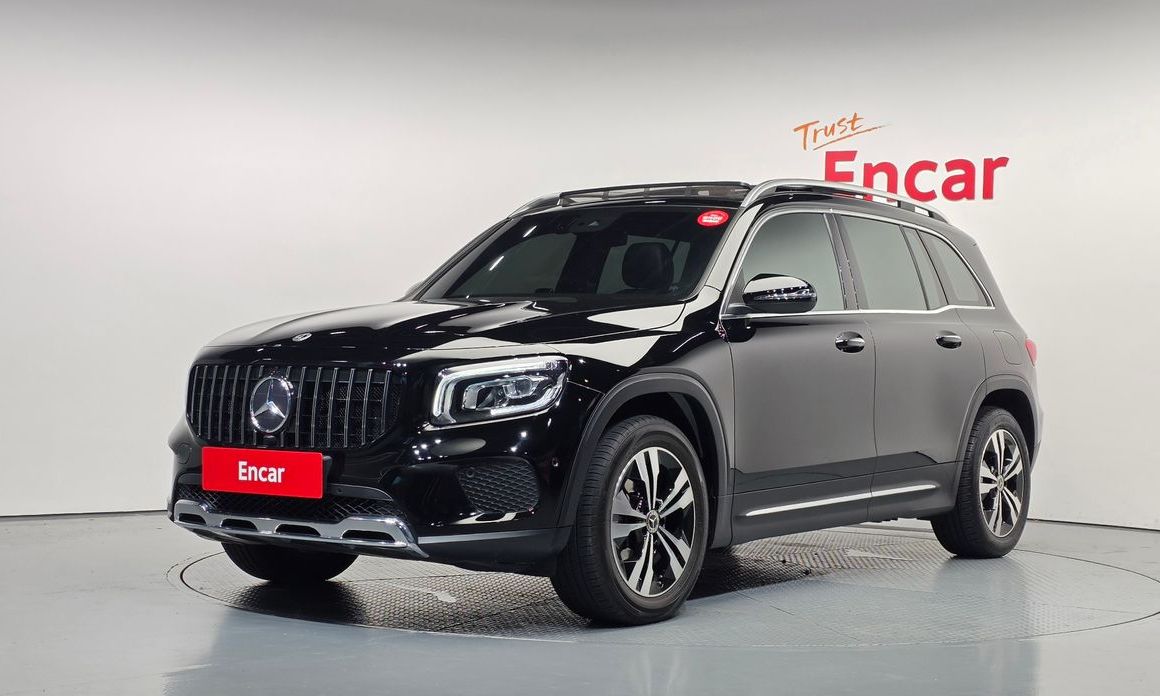 Mercedes-Benz GLB-Class 2021