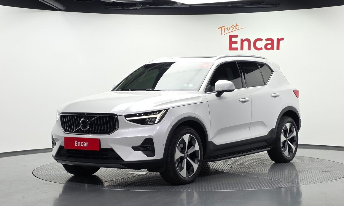 Volvo XC40 2023
