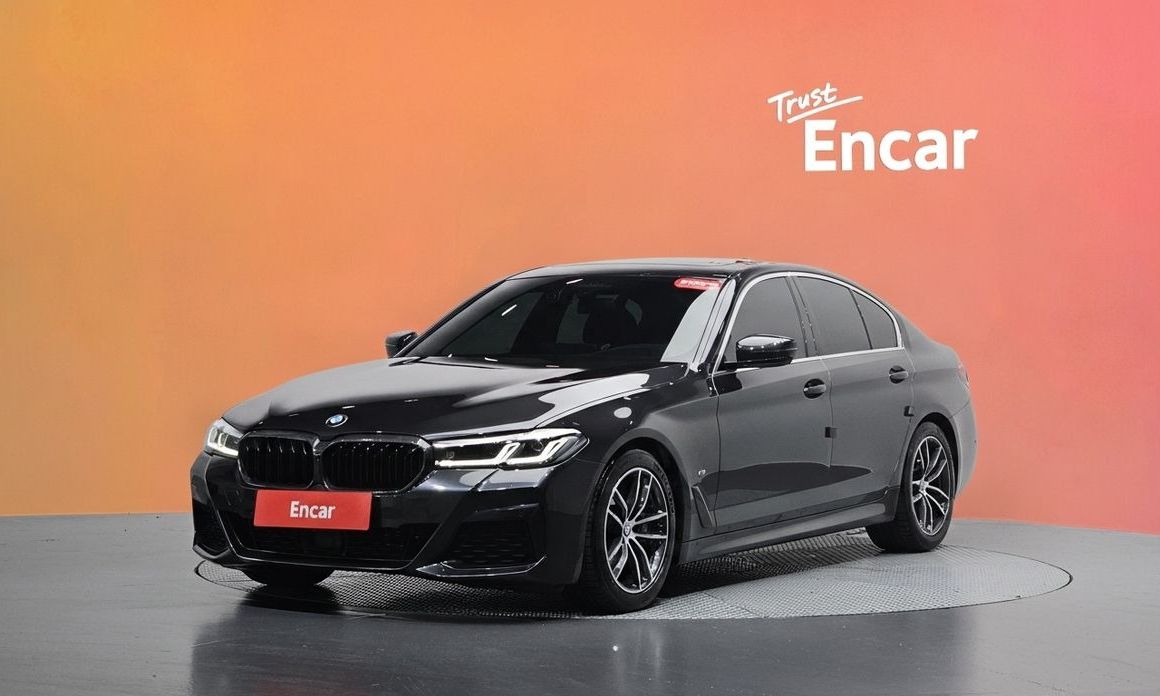BMW 5-Series 2023