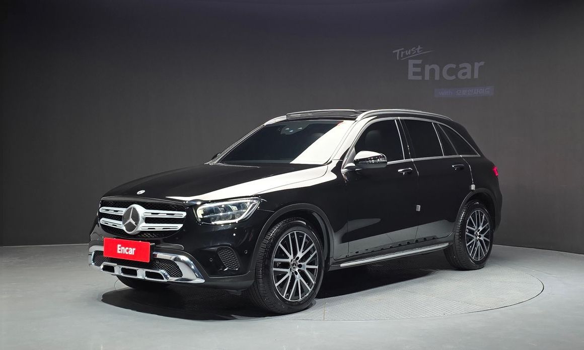 Mercedes-Benz GLC-Class 2021