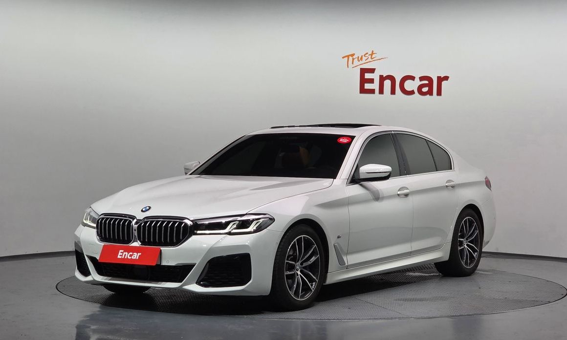 BMW 5-Series 2023