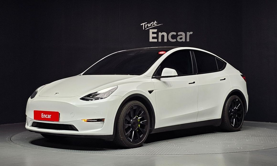 Tesla Model Y 2021
