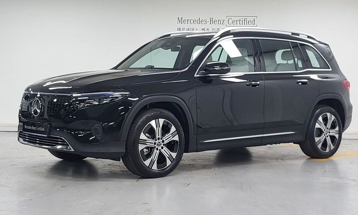 Mercedes-Benz EQB 2026