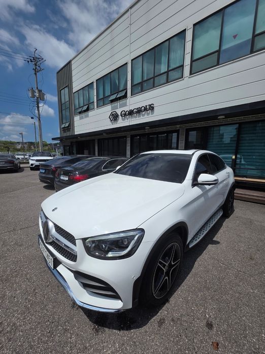 Mercedes-Benz GLC-Class 2023