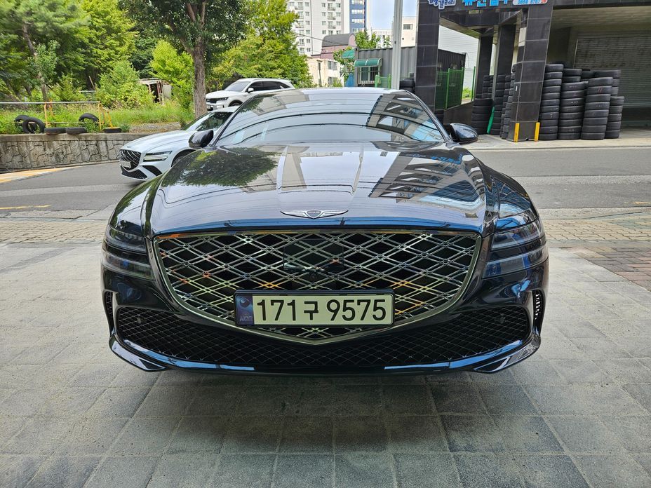 Genesis G80 2025