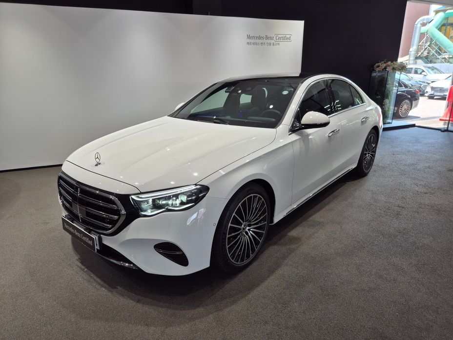 Mercedes-Benz E-Class 2026