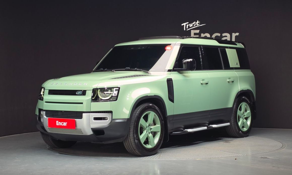 Land Rover Defender 2023