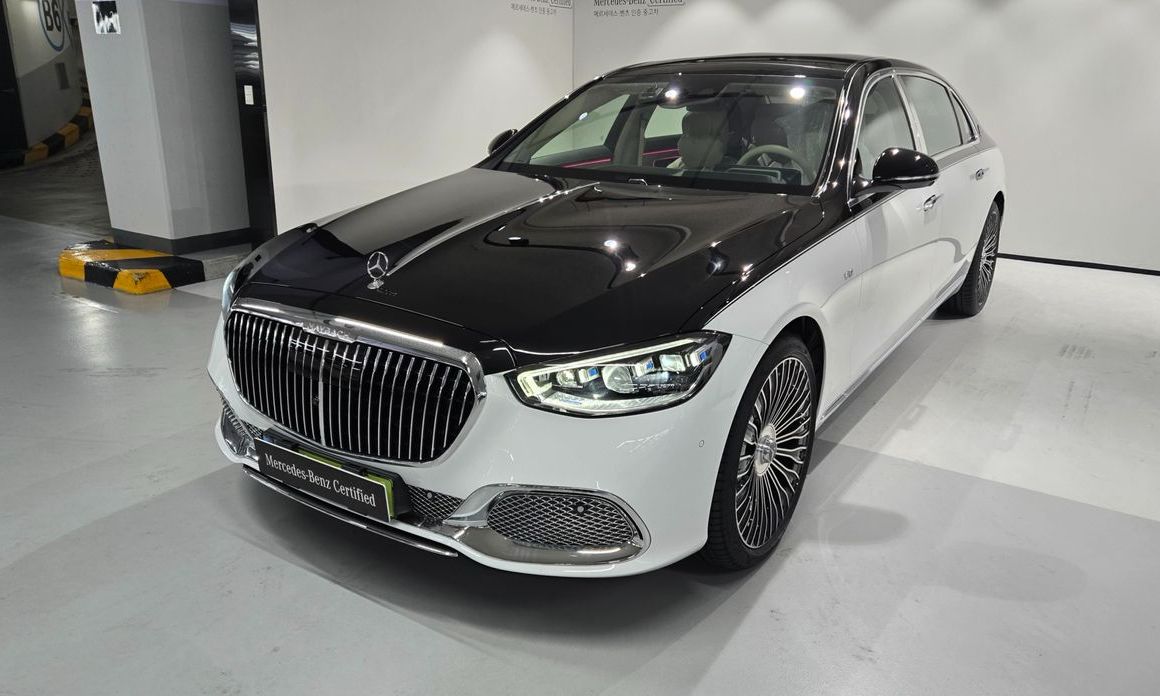 Mercedes-Benz S-Class 2025