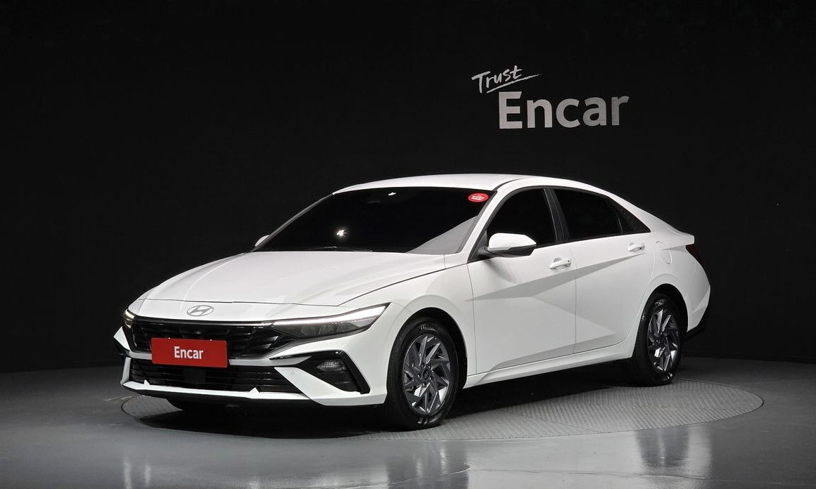 Hyundai AVANTE 2024