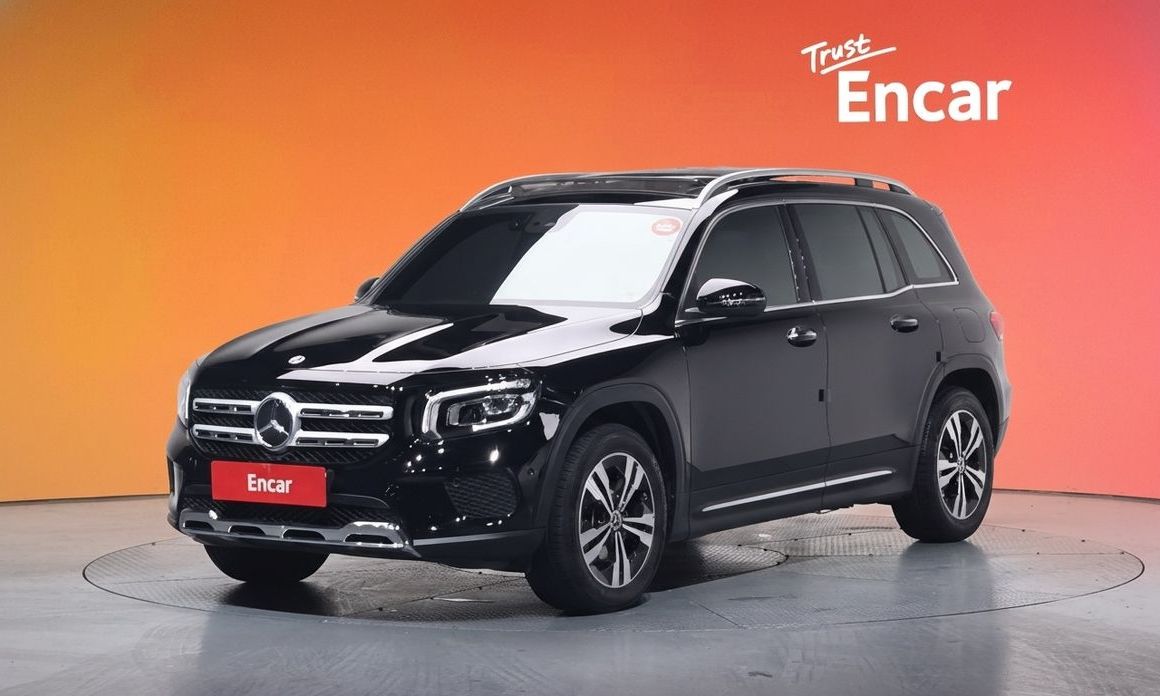 Mercedes-Benz GLB-Class 2021