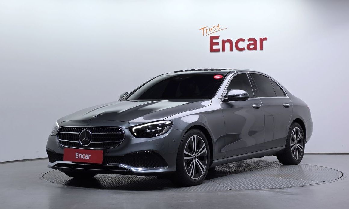 Mercedes-Benz E-Class 2021