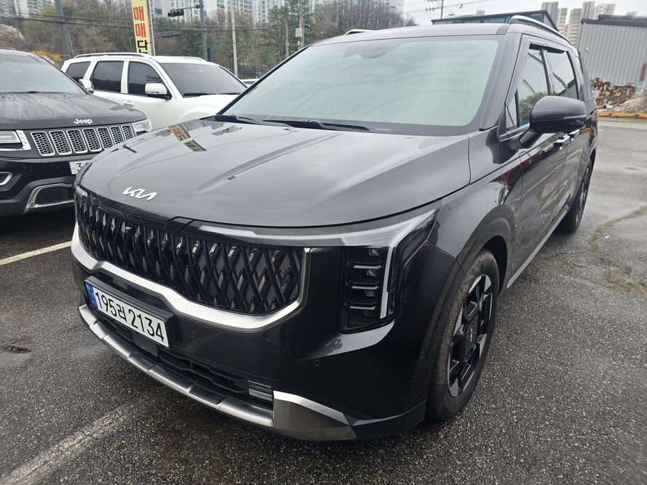 Kia Canival 2025