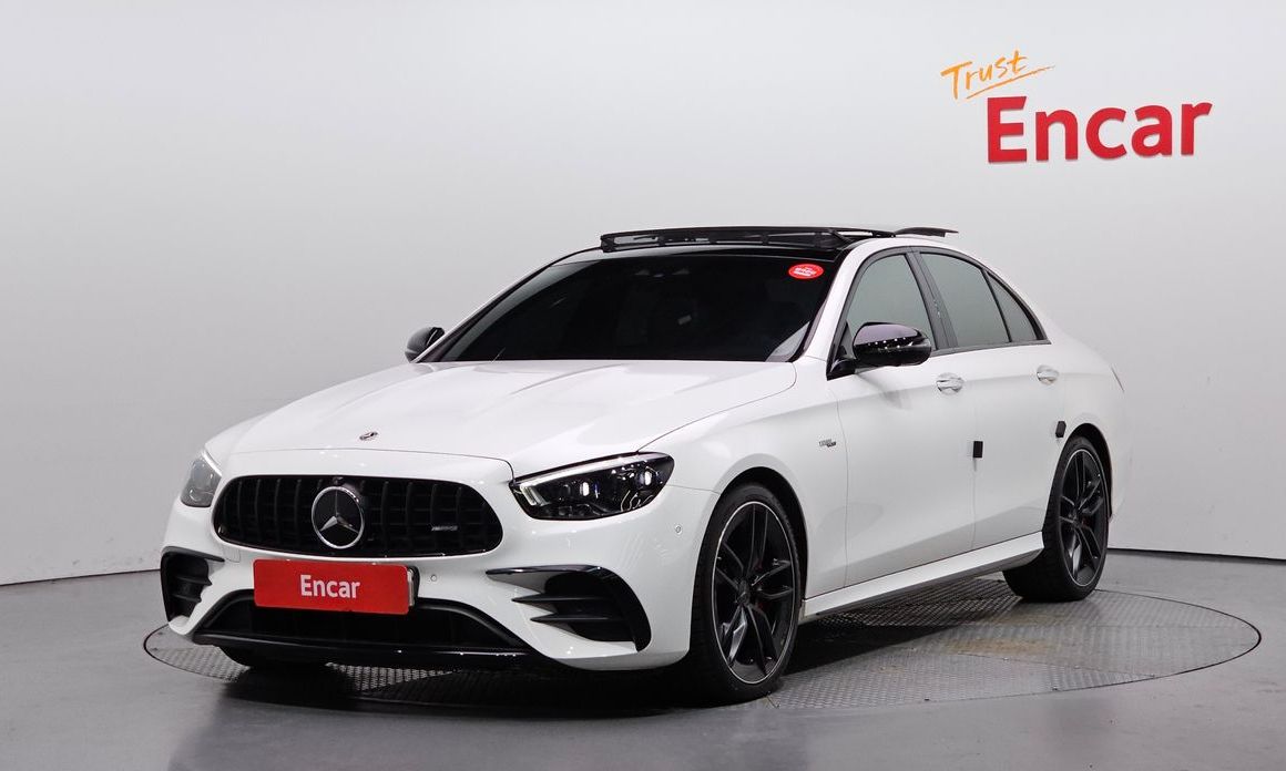 Mercedes-Benz E-Class 2023