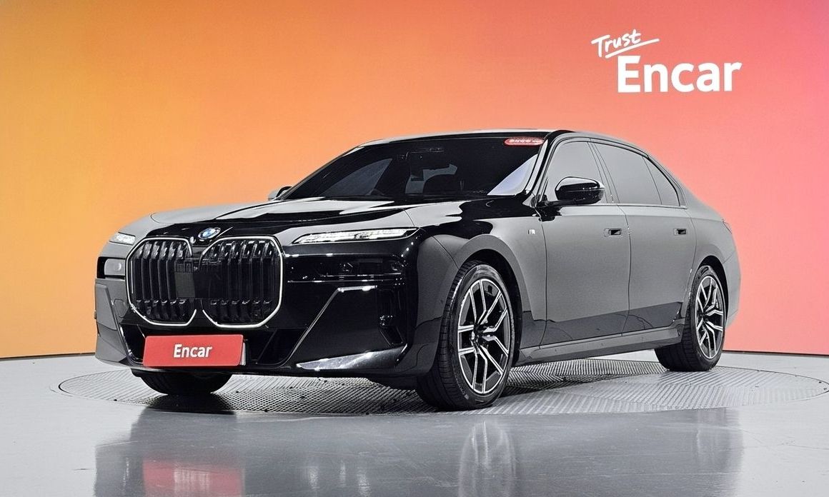 BMW 7-Series 2024