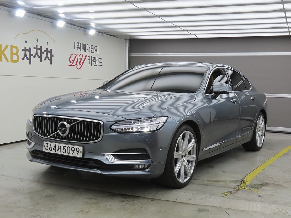 Volvo S90 2019