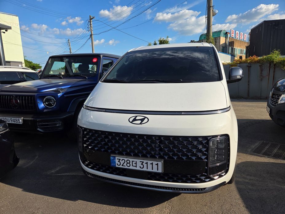 Hyundai Staria 2025