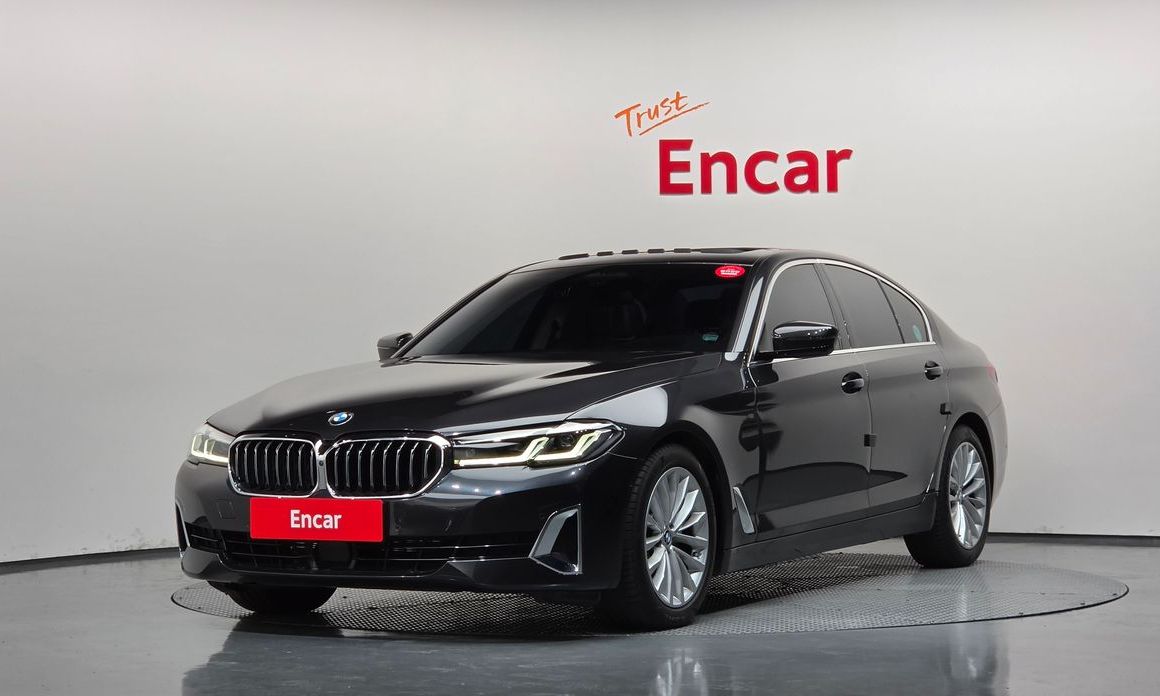 BMW 5-Series 2023