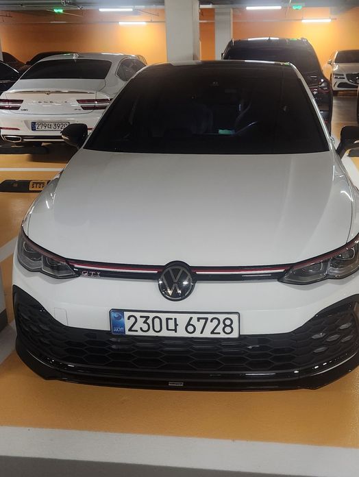 Volkswagen Golf 2024