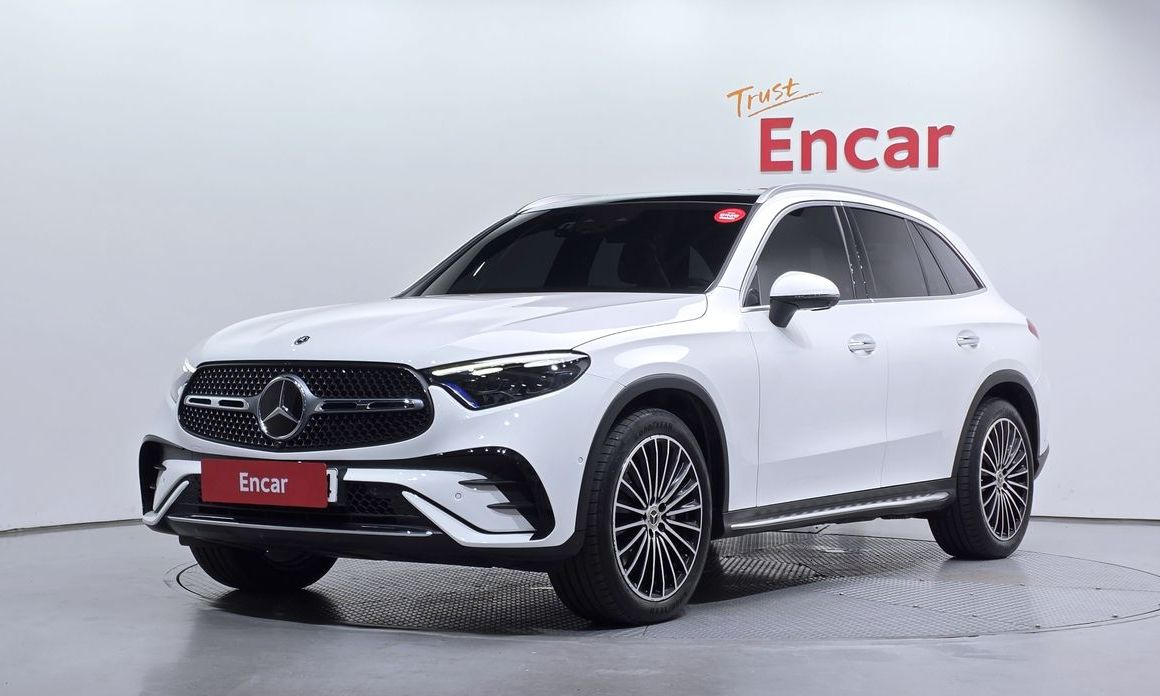 Mercedes-Benz GLC-Class 2023