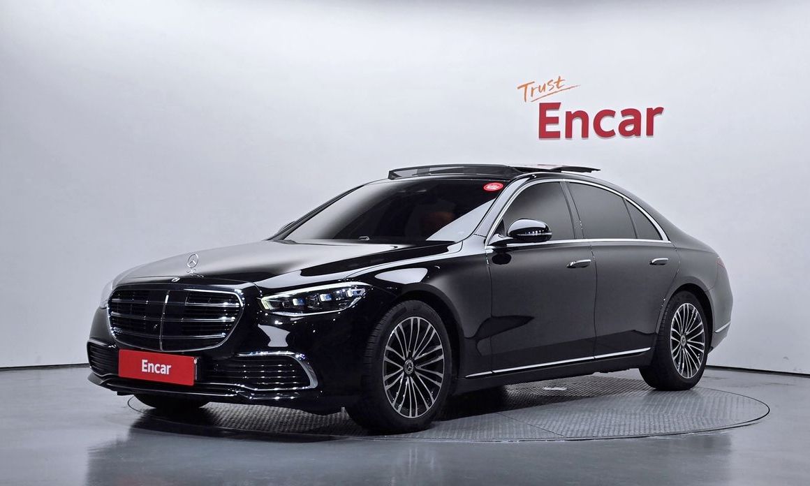 Mercedes-Benz S-Class 2024