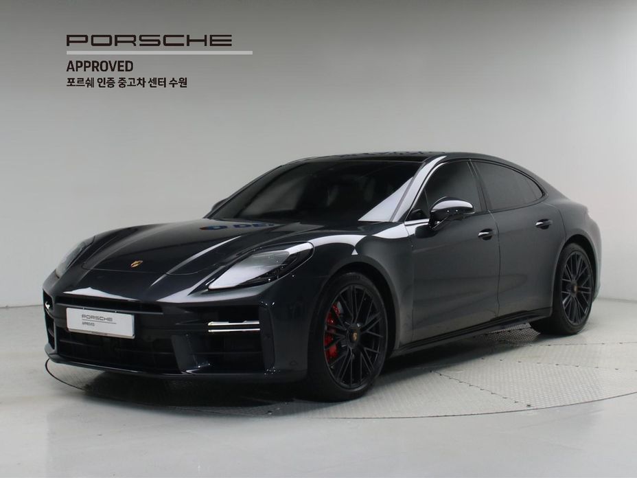 Porsche Panamera 2025