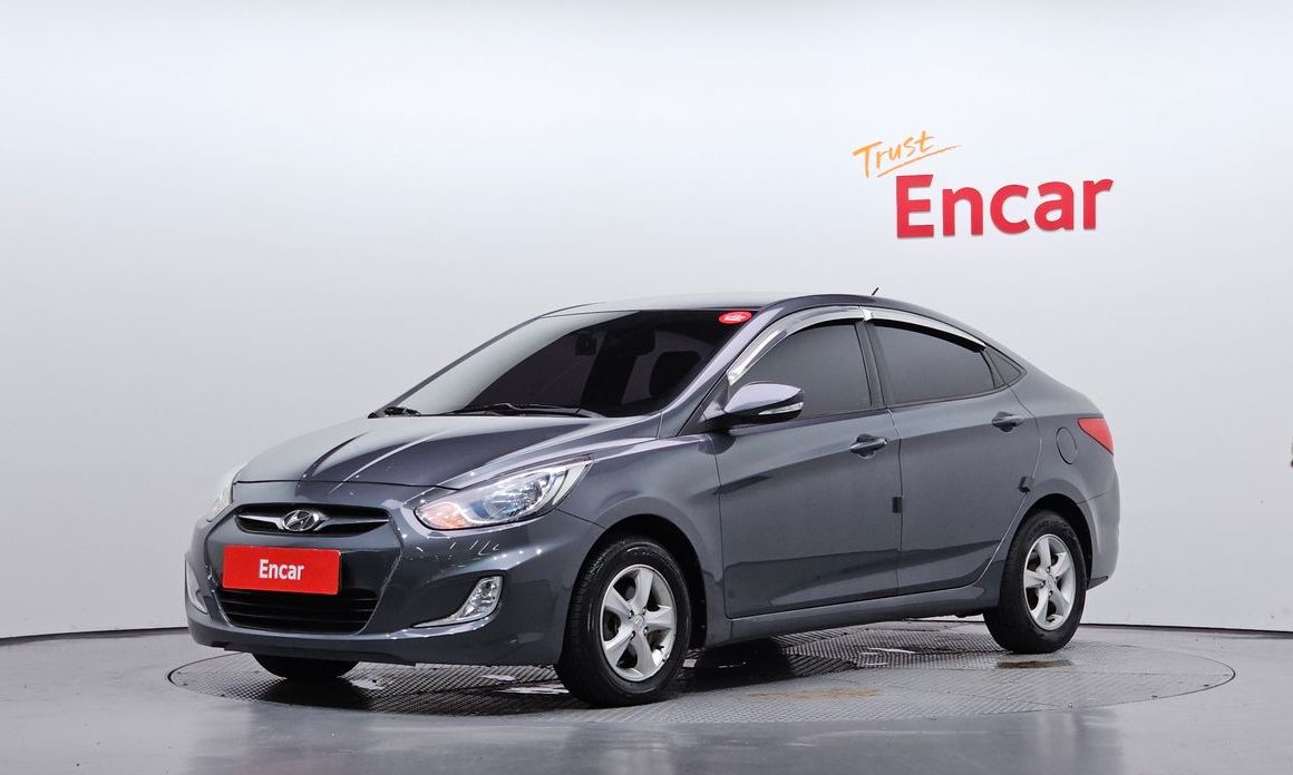 Hyundai Accent 2012