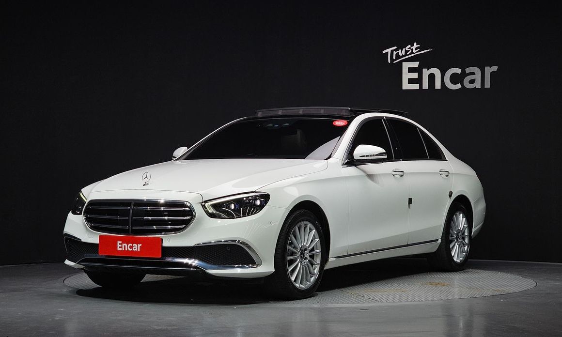 Mercedes-Benz E-Class 2021