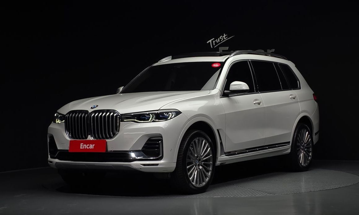 BMW X7 2021