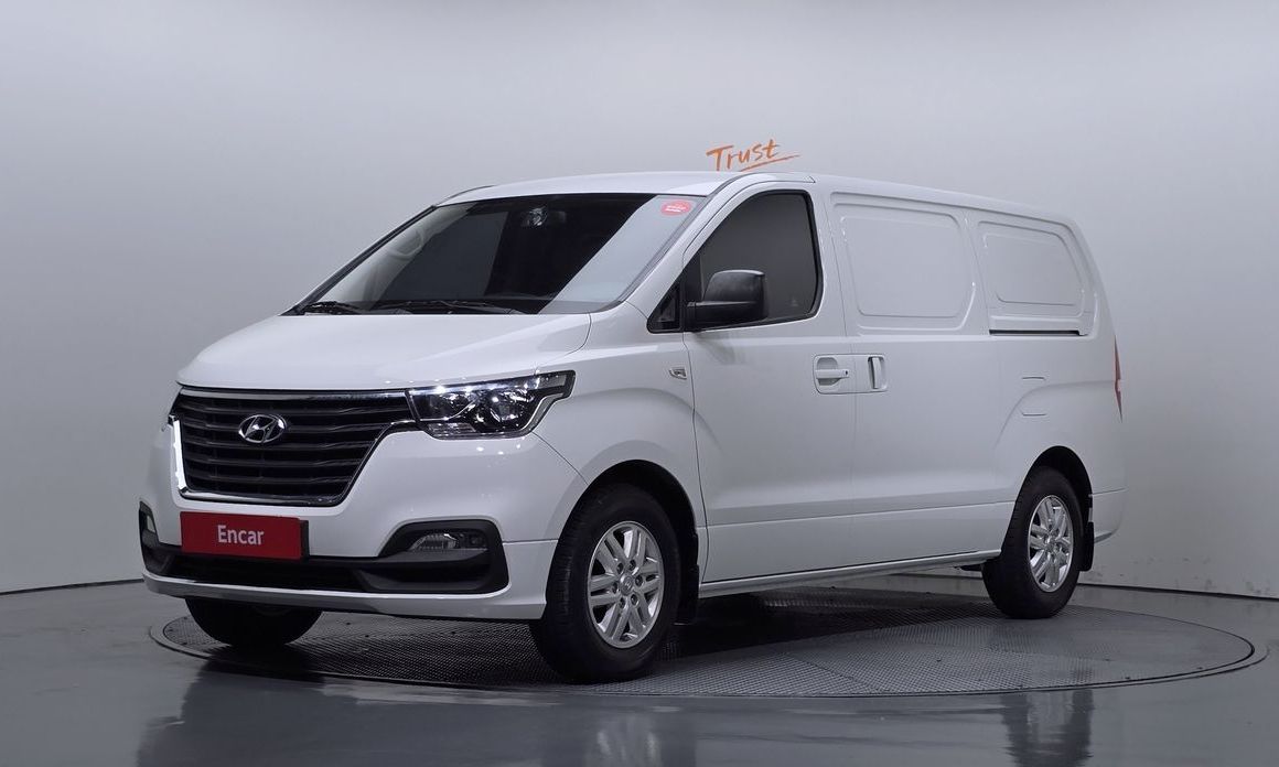 Hyundai Starex 2021