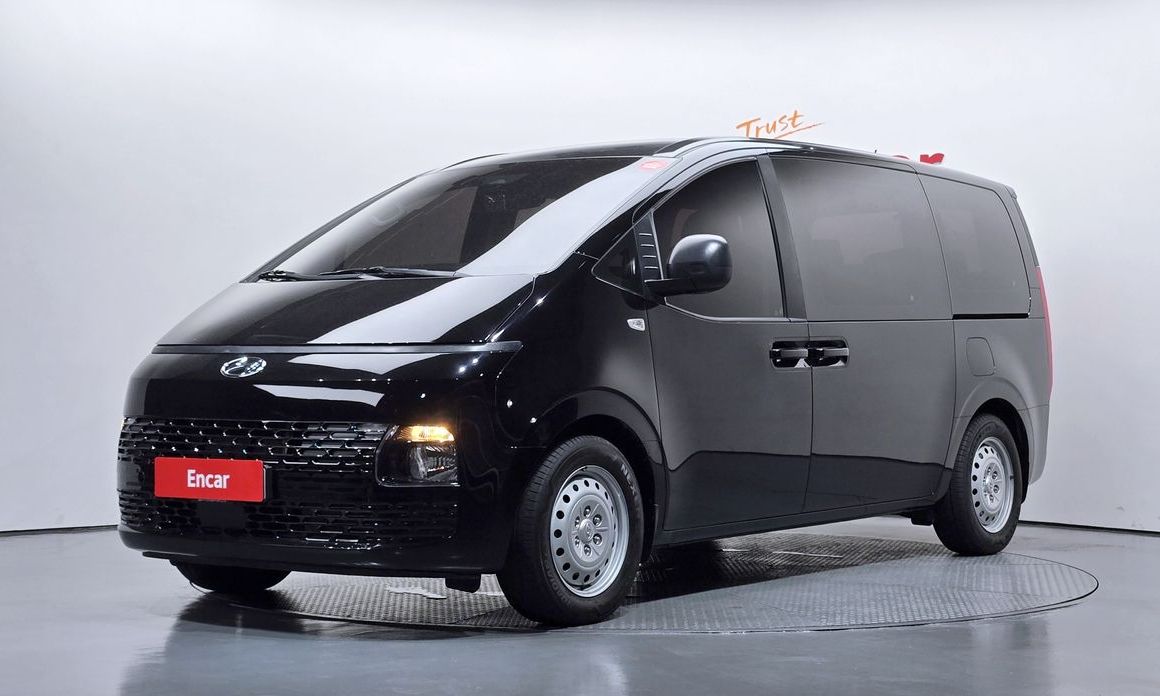 Hyundai Staria 2023