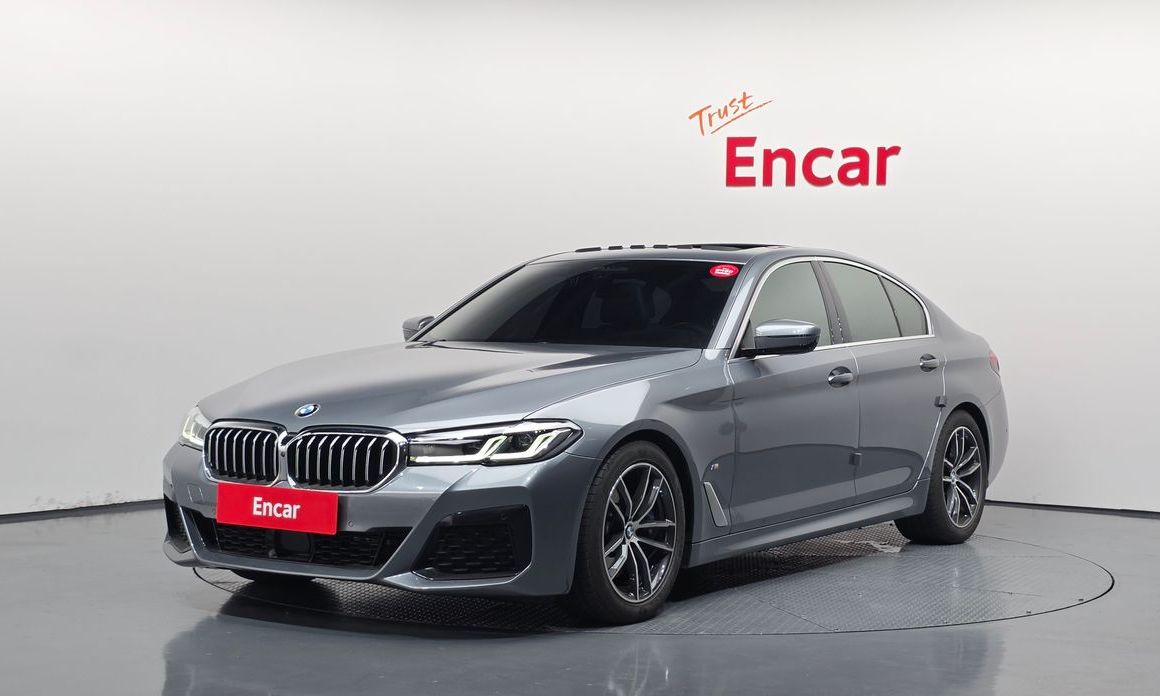 BMW 5-Series 2023